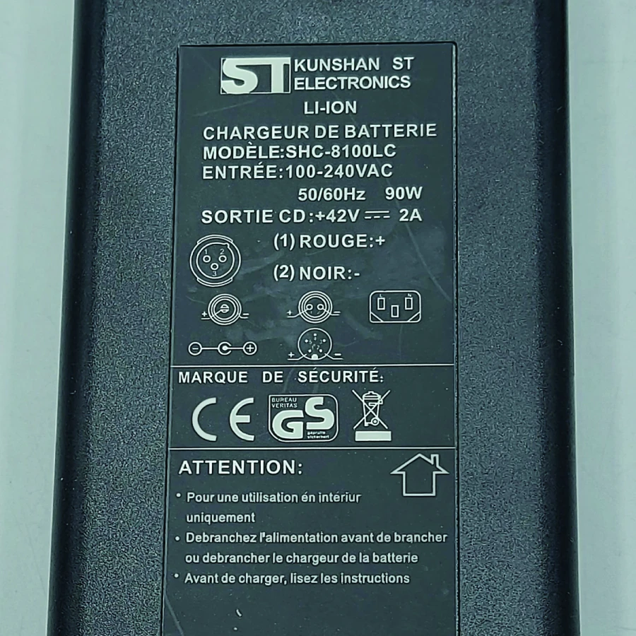 شارژر دوچرخه برقی اس تی الکترونیک 42 ولت ۲ آمپر مدل 8100LC