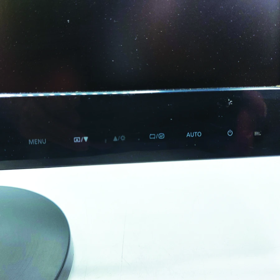 مانیتور سامسونگ مدل  Samsung SN1943 PLUS سایز 19 اینچ (استوک)